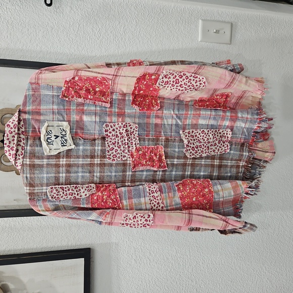 Oli & Hali Pink and Gray Plaid Button Down Shirt - Picture 2 of 4